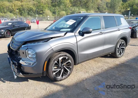 2024 Mitsubishi Outlander Se 2.5 S-Awc/Se Black Edition S-Awc/Se Black Edition W/Pano Roof S-Awc/Se Ralliart S-Awc z USA, uszkodzony, nr VIN JA4J4VA82RZ037001